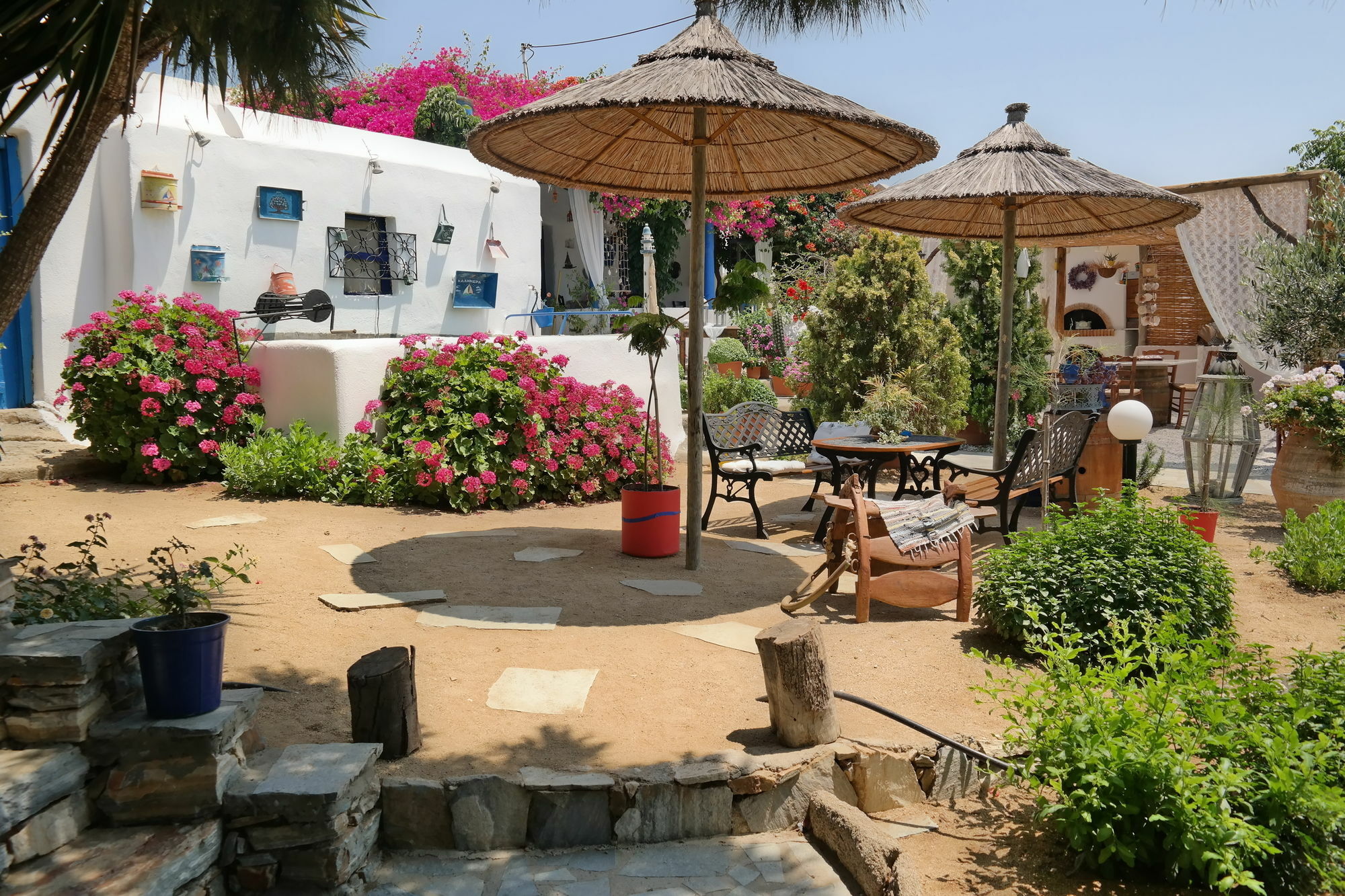 Sun Rock Apartments ستيليدا المظهر الخارجي الصورة