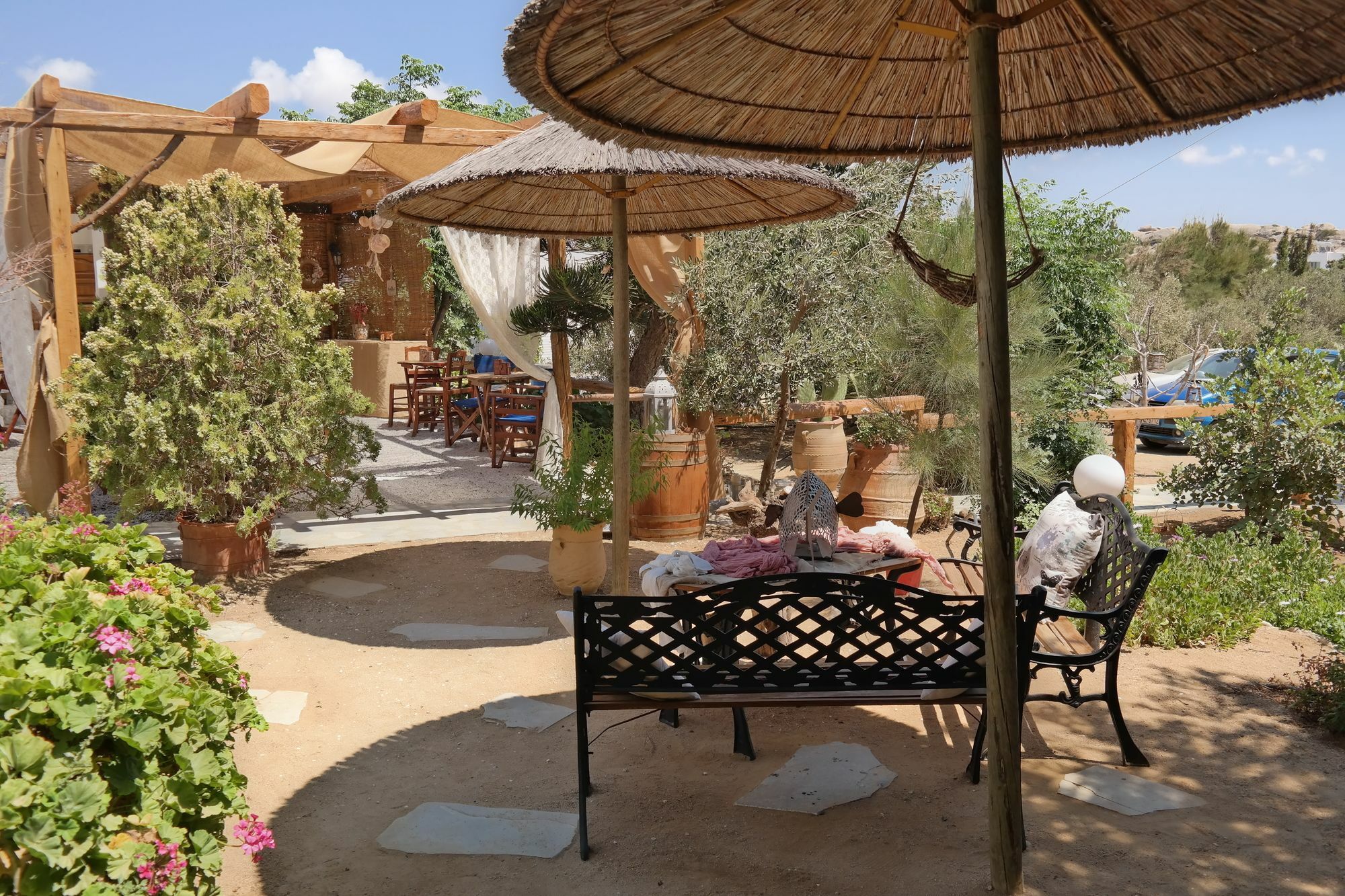 Sun Rock Apartments ستيليدا المظهر الخارجي الصورة