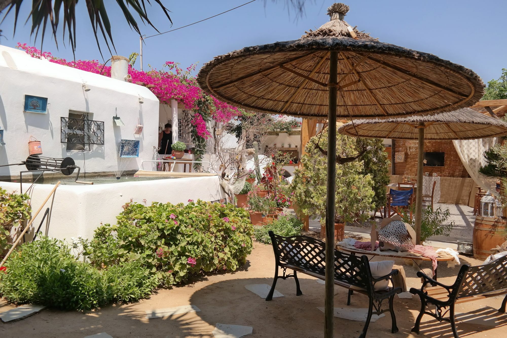 Sun Rock Apartments ستيليدا المظهر الخارجي الصورة